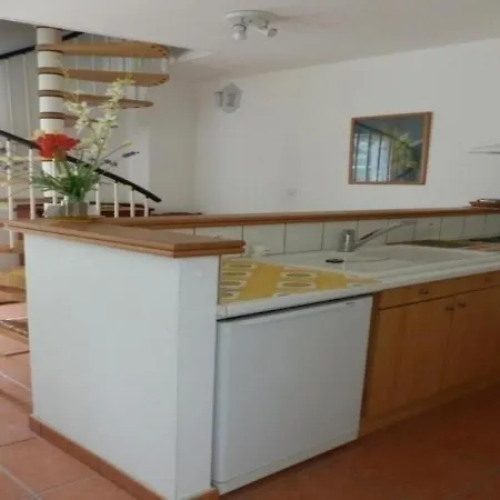 ébreuil, 3 Pièces, 5 Personnes - Fr-1-489-70 Casa vacanze Ebreuil