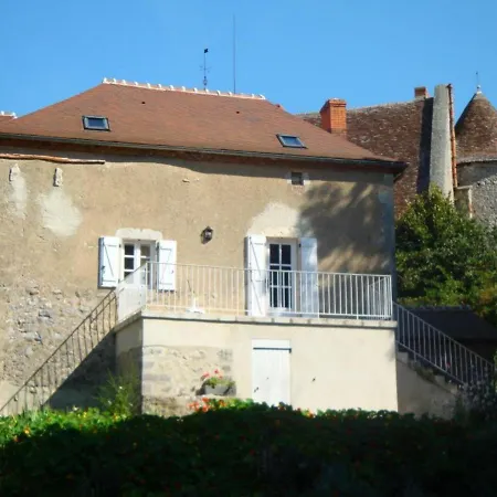 ébreuil, 3 Pièces, 5 Personnes - Fr-1-489-70 Casa vacanze